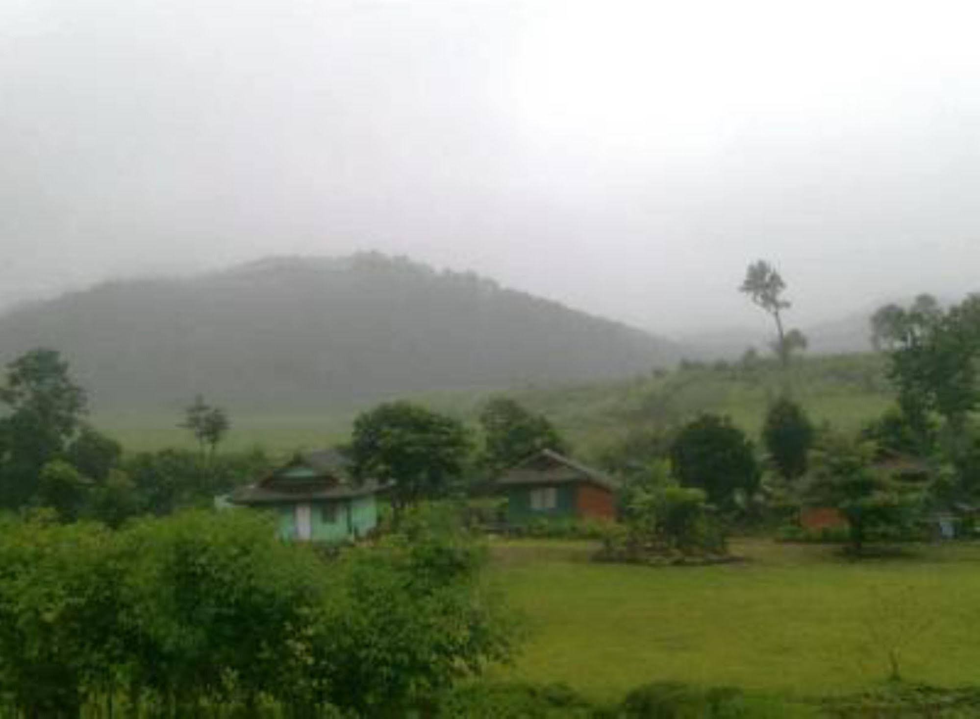 Mong Homestay Resort Mae Hong Son Exterior foto